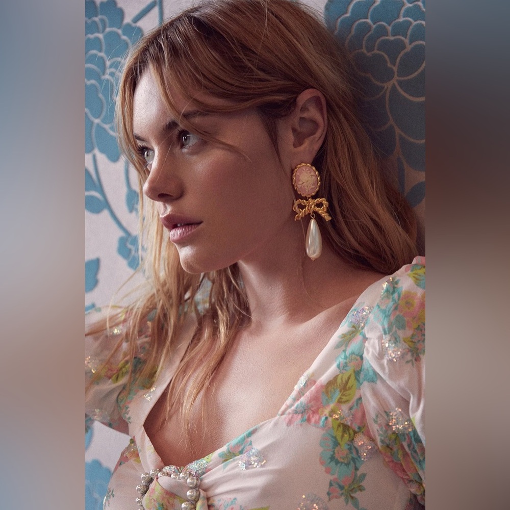 For Love & Lemons Cameo Pearl Drop Earrings in Vintage Gold - Picture 2 of 5